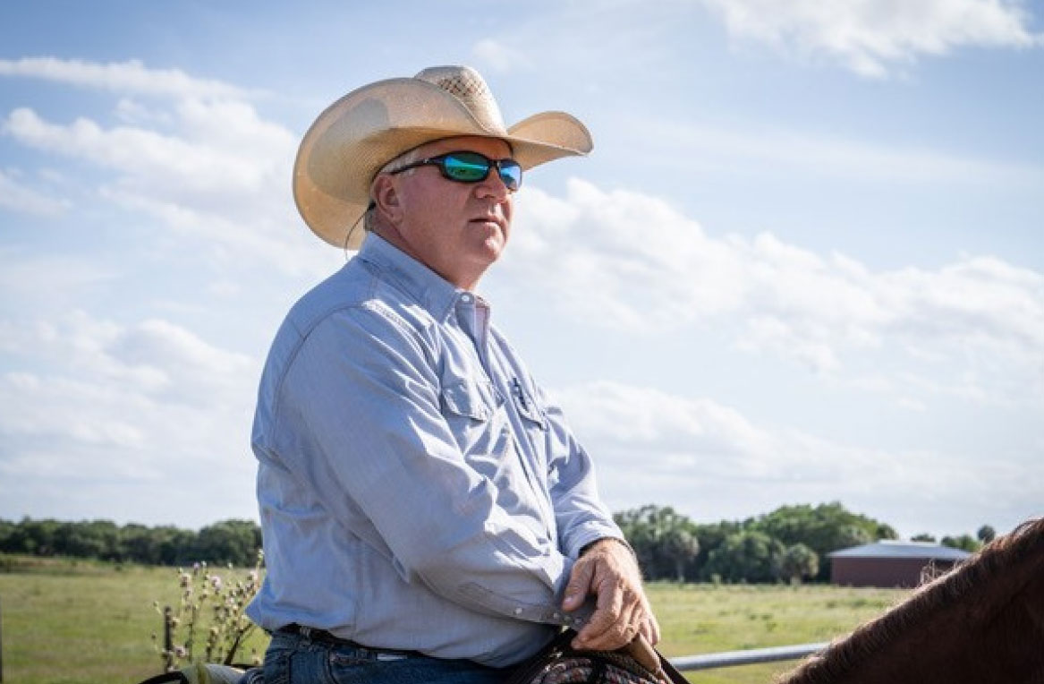 Matt Pearce mid-shot, Pearce Cattle Company, Endovac-Beef®